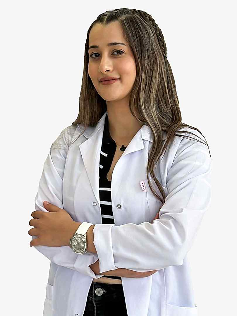 Fizyoterapist Saliha Akdemir